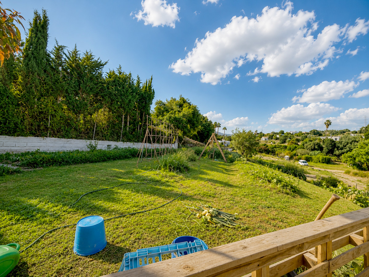 3 Bed Townhouse for sale in Estepona Costa Del Sol, Málaga, Spain