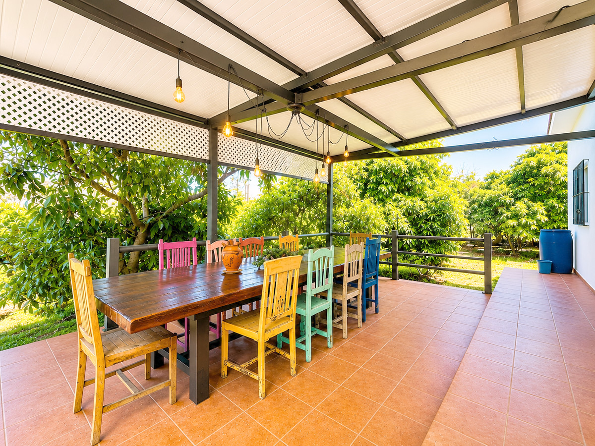 3 Bed Townhouse for sale in Estepona Costa Del Sol, Málaga, Spain