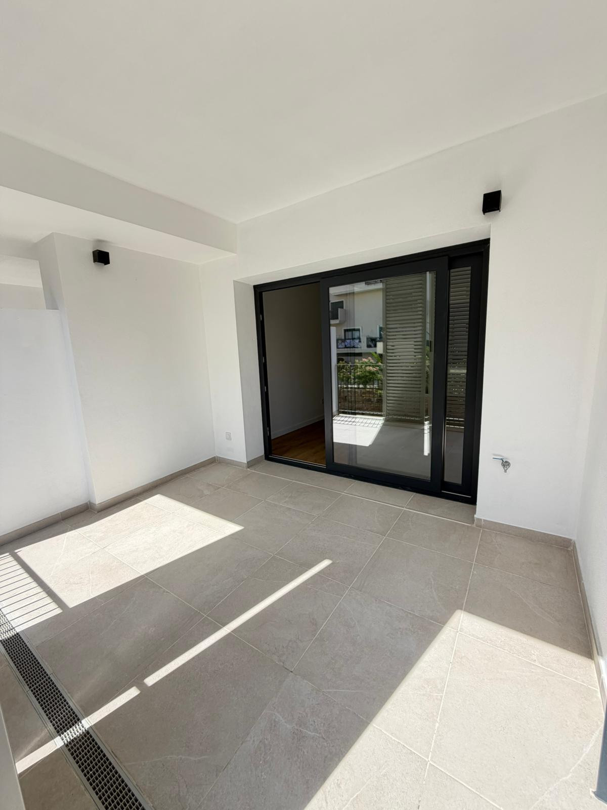 2 Bed Apartment for sale in Estepona Costa Del Sol, Málaga, Spain