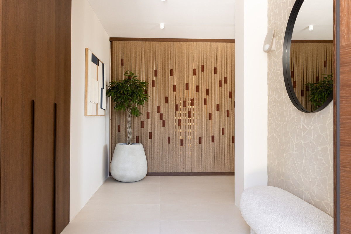 4 Bed Townhouse for sale in Benahavís Costa Del Sol, Málaga, Spain