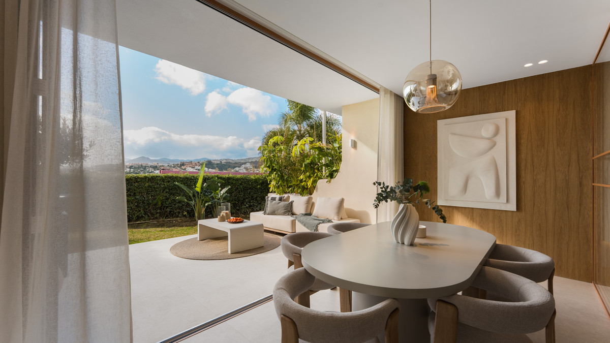 4 Bed Townhouse for sale in Nueva Andalucía Costa Del Sol, Málaga, Spain