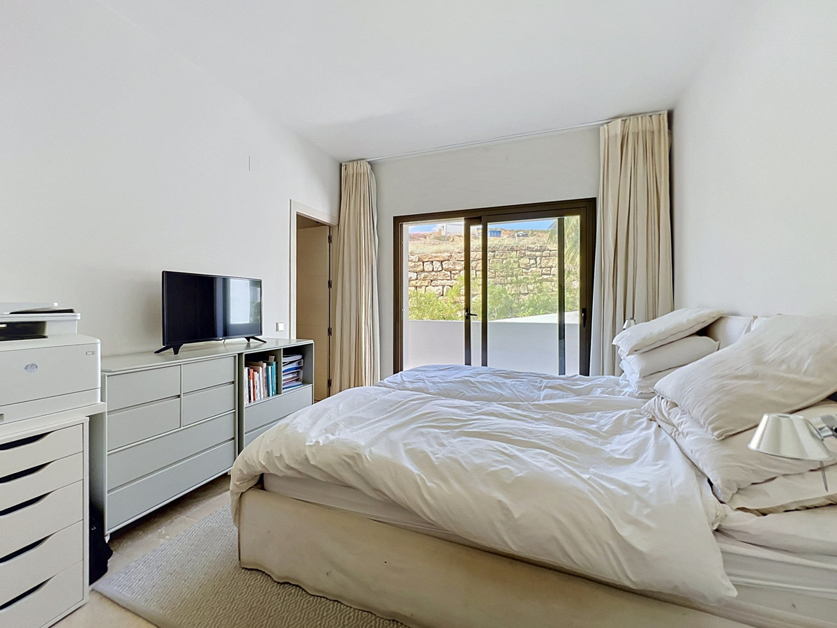 3 Bed Apartment for sale in Casares Costa Del Sol, Málaga, Spain