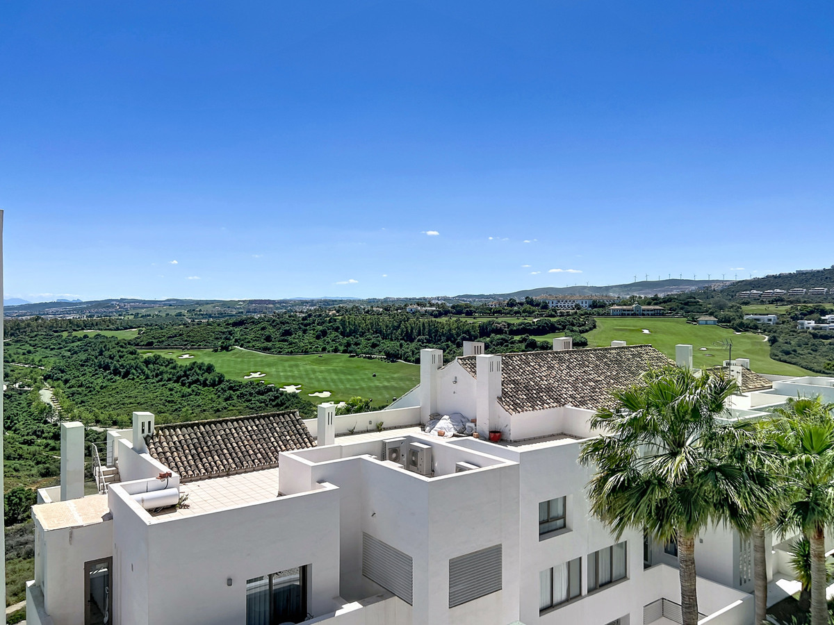 3 Bed Apartment for sale in Casares Costa Del Sol, Málaga, Spain