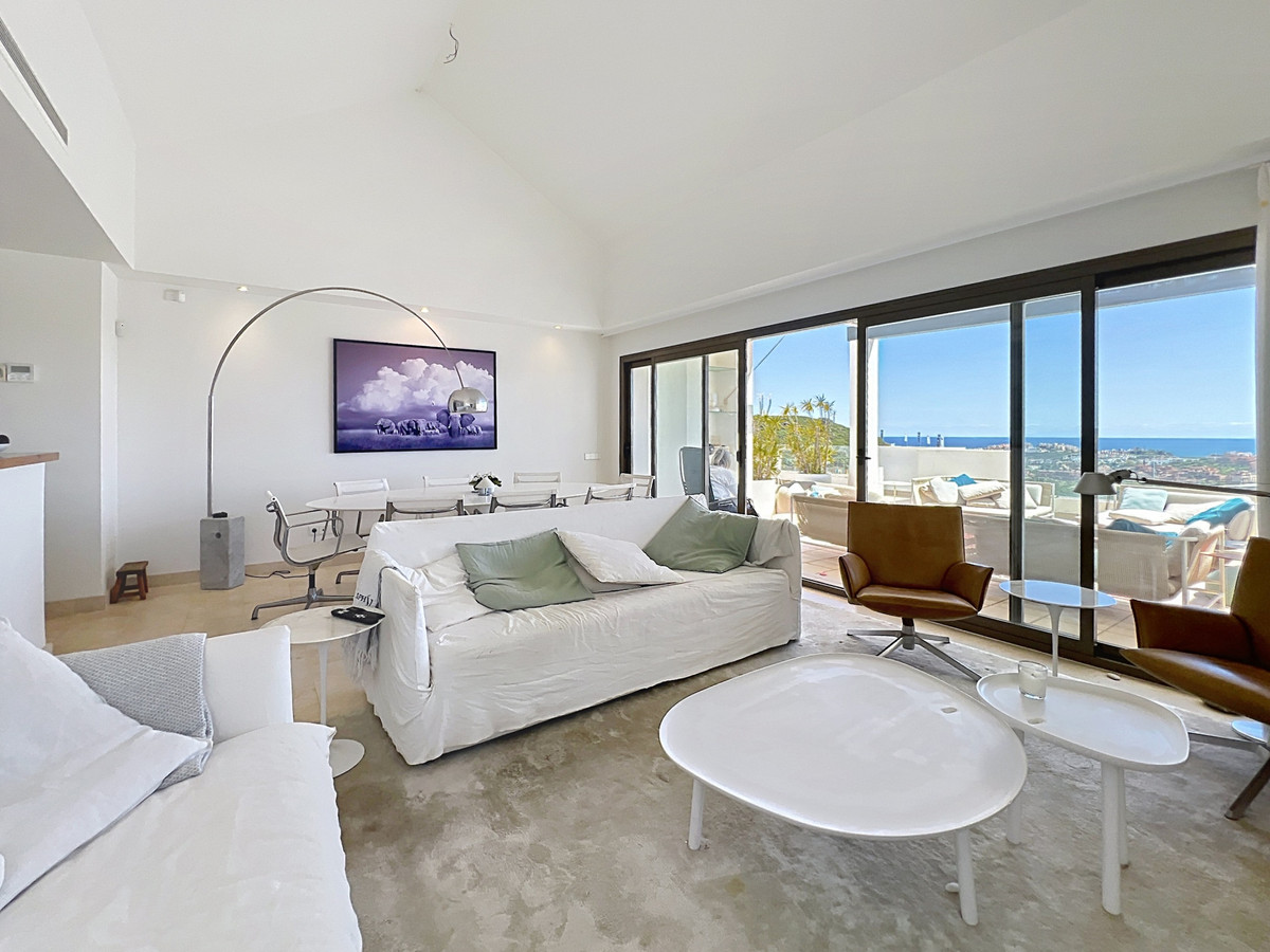 3 Bed Apartment for sale in Casares Costa Del Sol, Málaga, Spain