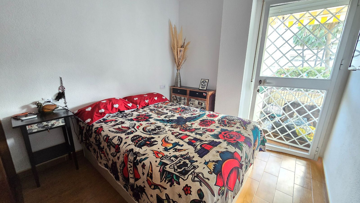 Se vende Apartamento Planta Baja de 3 dormitorios en Costa Del Sol, Málaga, España