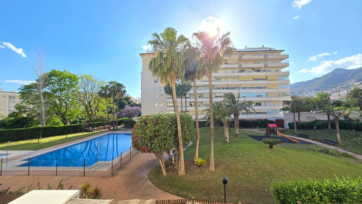 Se vende Apartamento Planta Baja de 3 dormitorios en Costa Del Sol, Málaga, España