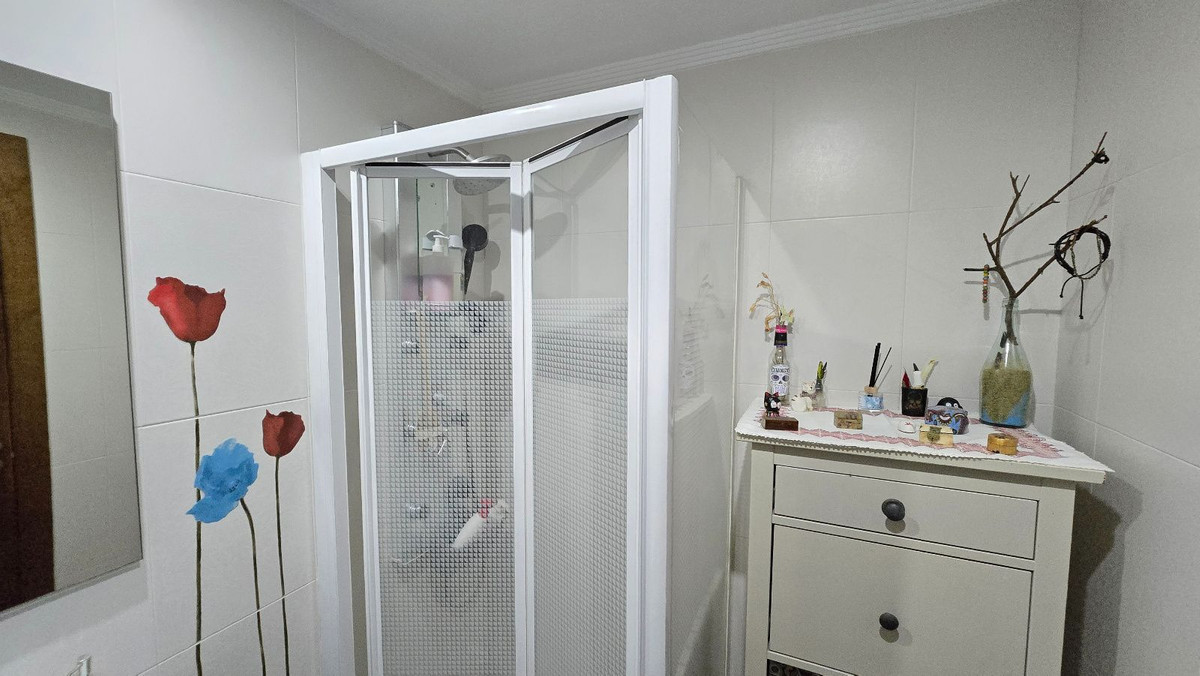 Se vende Apartamento Planta Baja de 3 dormitorios en Costa Del Sol, Málaga, España