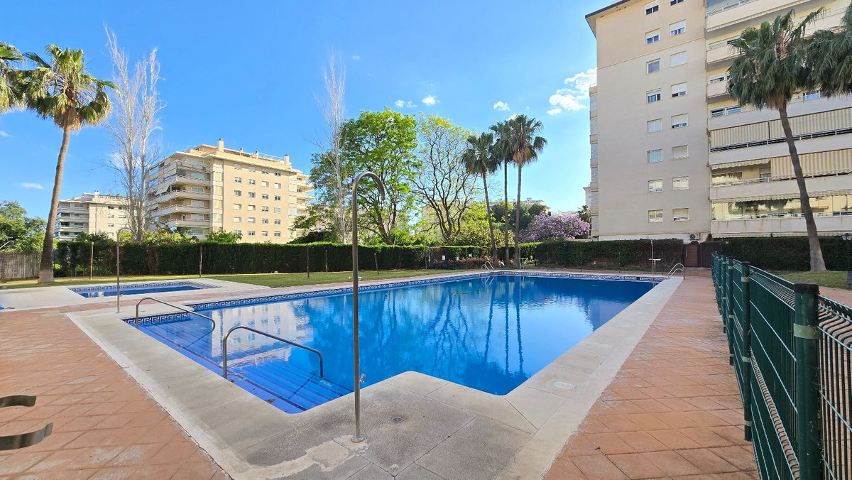Se vende Apartamento Planta Baja de 3 dormitorios en Costa Del Sol, Málaga, España