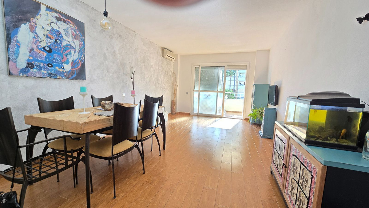 Se vende Apartamento Planta Baja de 3 dormitorios en Costa Del Sol, Málaga, España