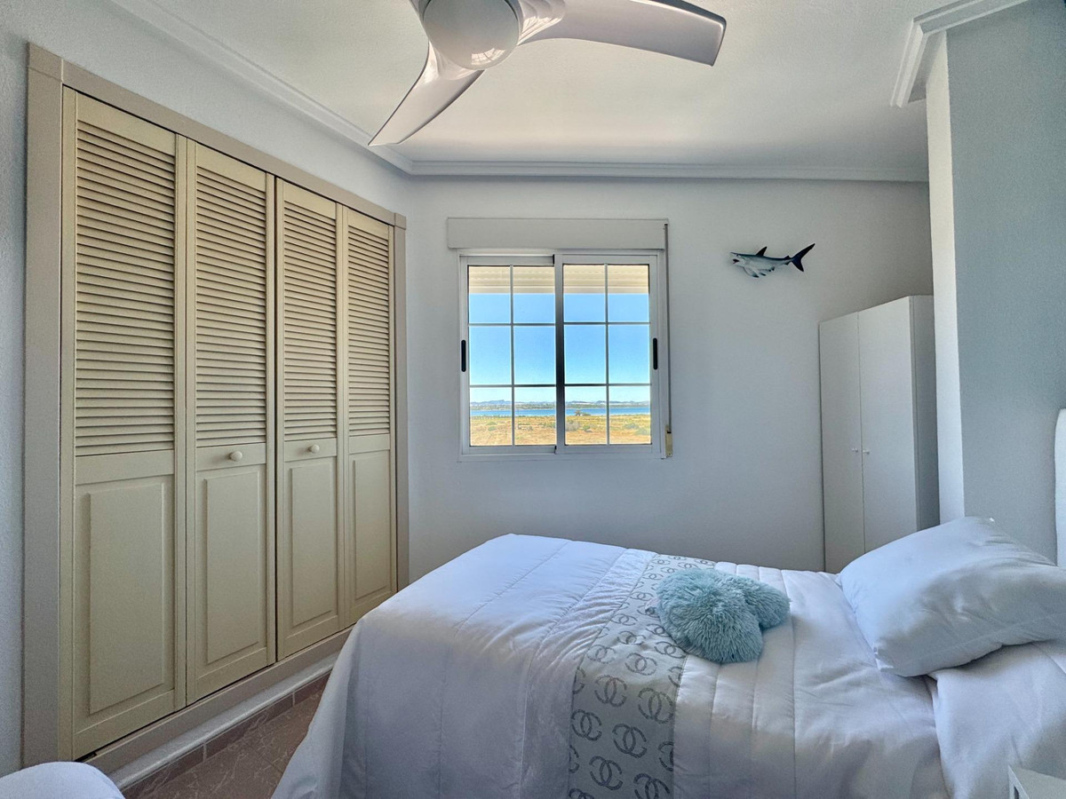 Se vende Apartamento Planta Media de 2 dormitorios en Costa Blanca, Alicante, España