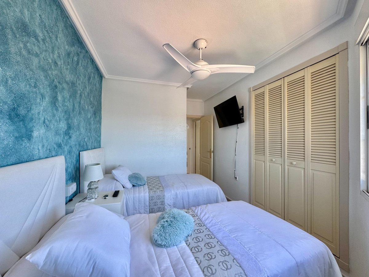 Se vende Apartamento Planta Media de 2 dormitorios en Costa Blanca, Alicante, España