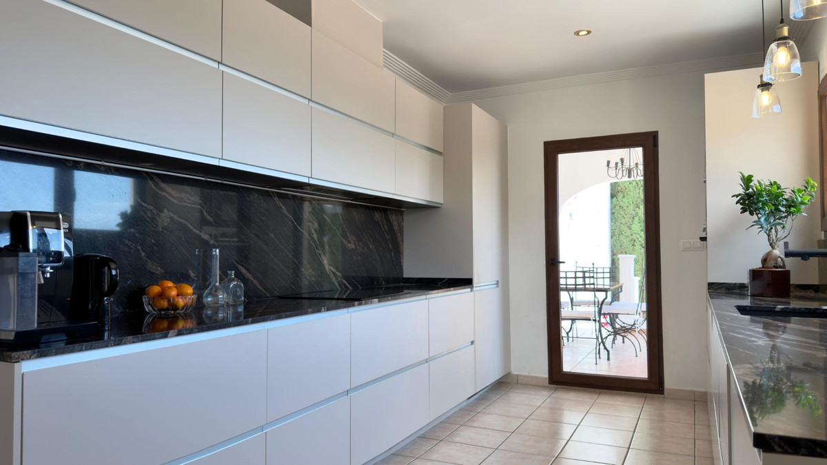 5 Bed Townhouse for sale in Altea Costa Blanca, Alicante, Spain