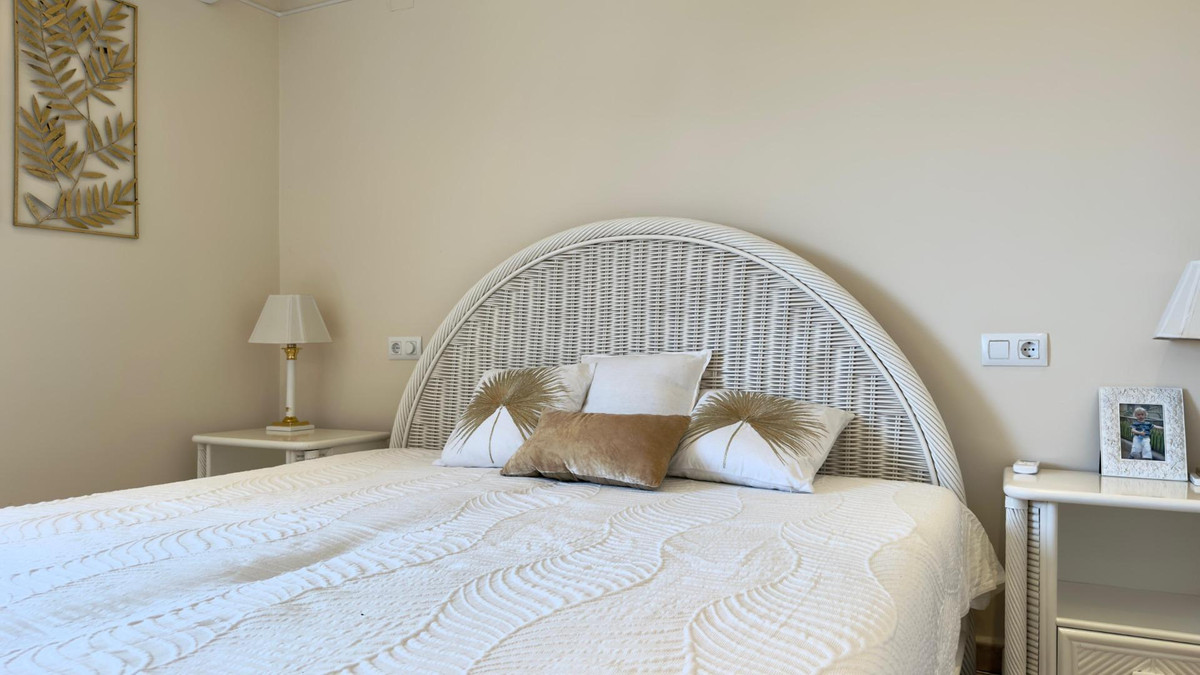 5 Bed Townhouse for sale in Altea Costa Blanca, Alicante, Spain