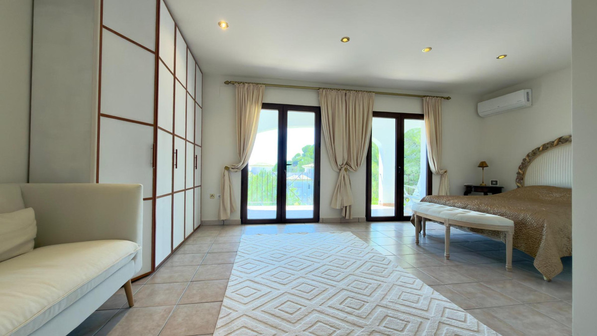 5 Bed Townhouse for sale in Altea Costa Blanca, Alicante, Spain