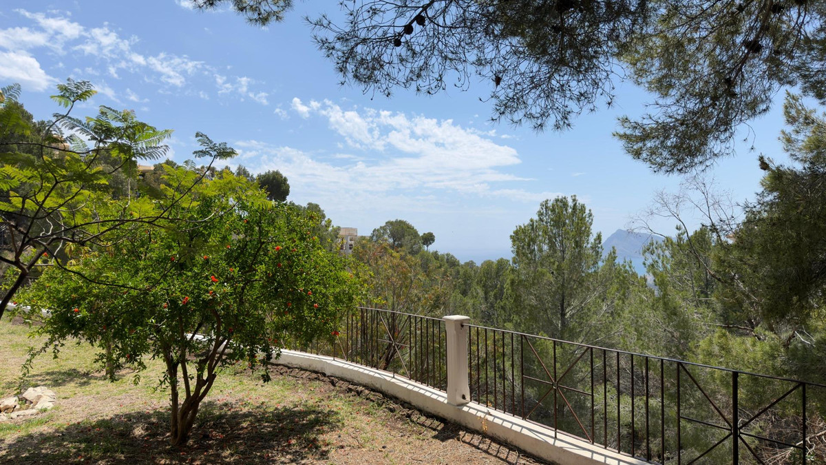 5 Bed Townhouse for sale in Altea Costa Blanca, Alicante, Spain
