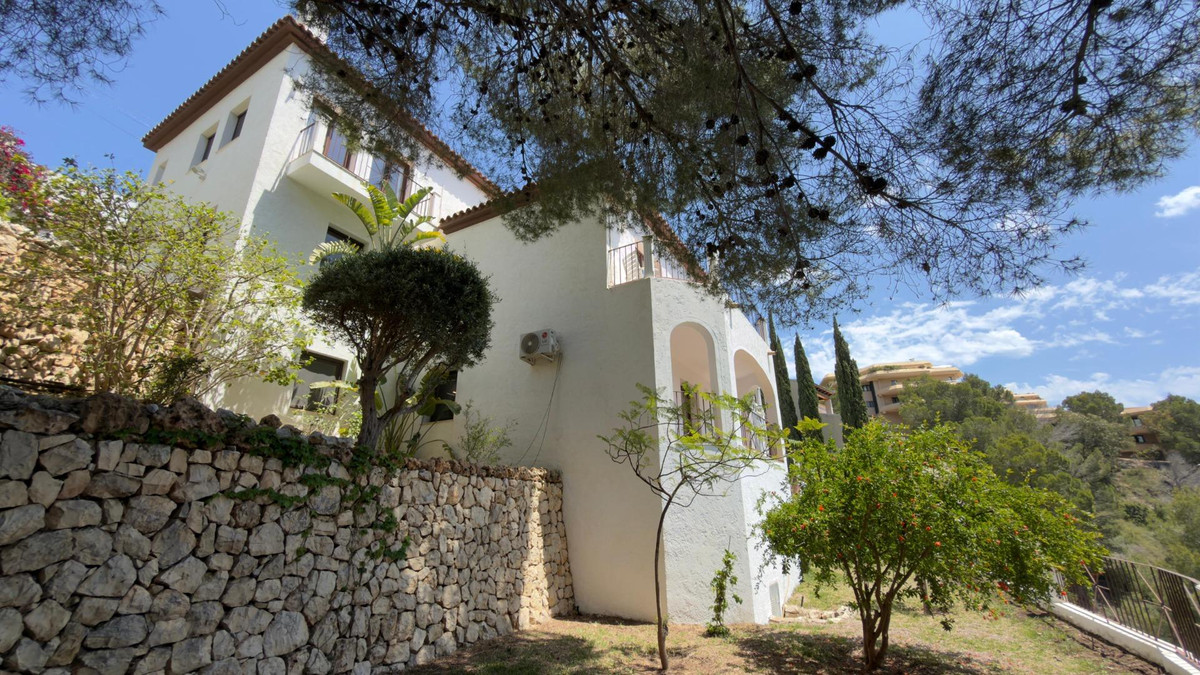 5 Bed Townhouse for sale in Altea Costa Blanca, Alicante, Spain
