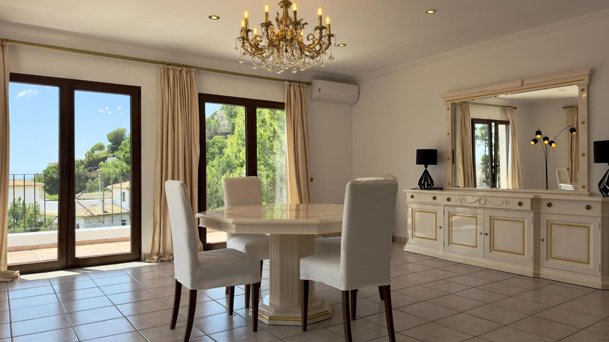 5 Bed Townhouse for sale in Altea Costa Blanca, Alicante, Spain