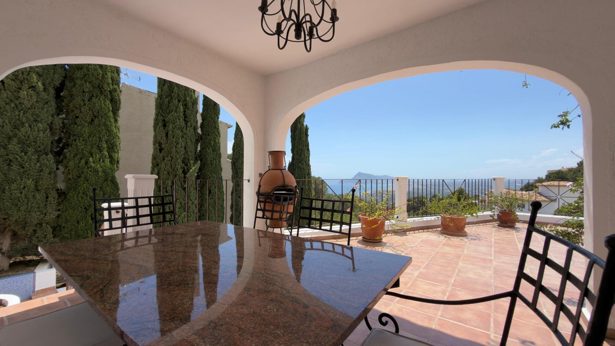 5 Bed Townhouse for sale in Altea Costa Blanca, Alicante, Spain