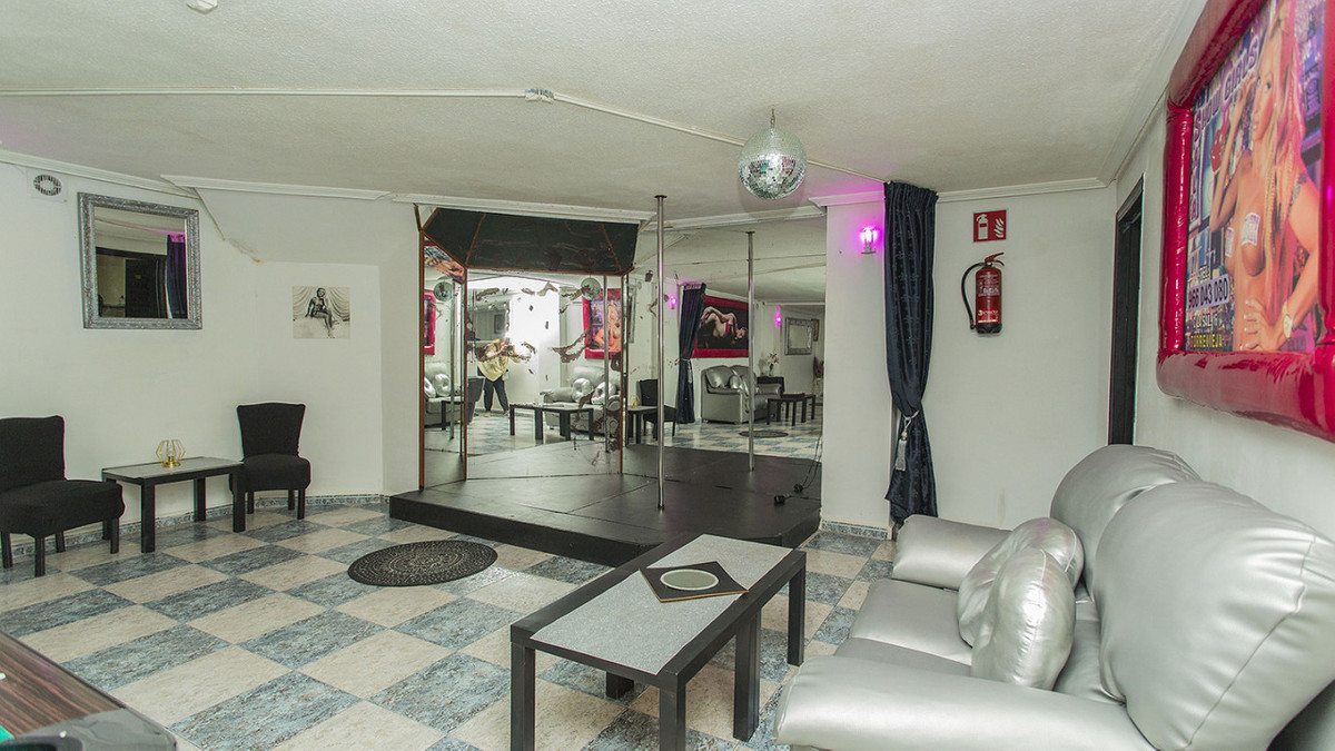 25 Bed Commercial unit for sale in Torrevieja Costa Blanca, Alicante, Spain