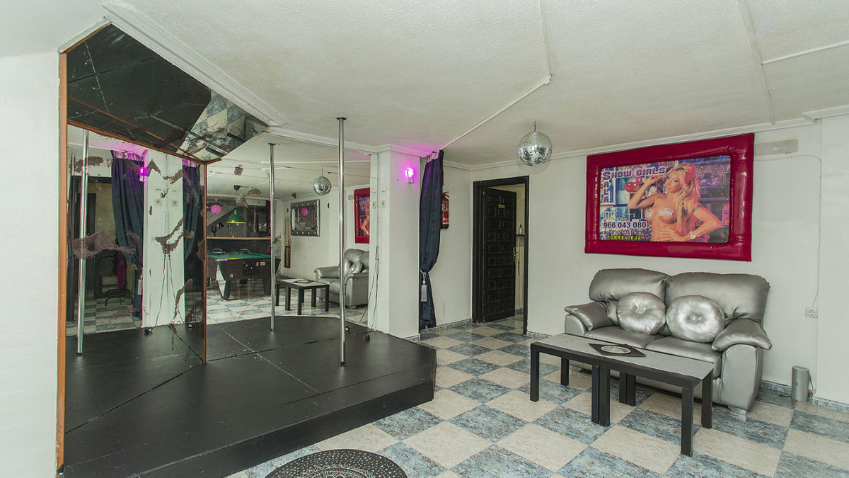 25 Bed Commercial unit for sale in Torrevieja Costa Blanca, Alicante, Spain