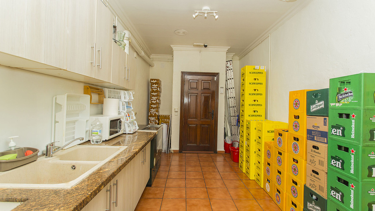 25 Bed Commercial unit for sale in Torrevieja Costa Blanca, Alicante, Spain
