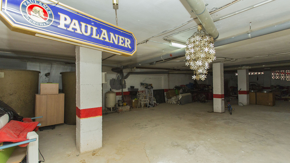 25 Bed Commercial unit for sale in Torrevieja Costa Blanca, Alicante, Spain