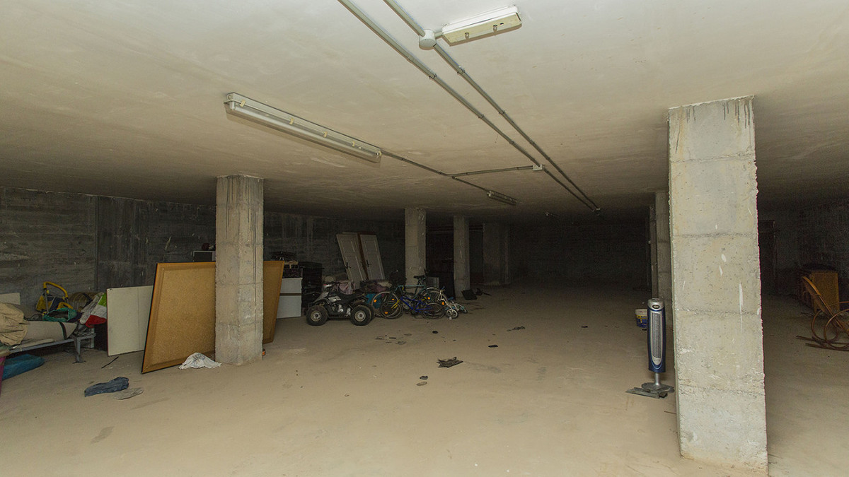 25 Bed Commercial unit for sale in Torrevieja Costa Blanca, Alicante, Spain