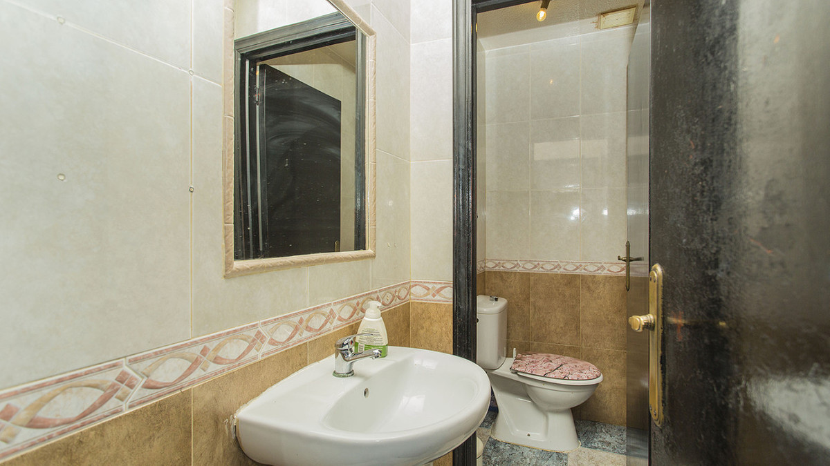 25 Bed Commercial unit for sale in Torrevieja Costa Blanca, Alicante, Spain