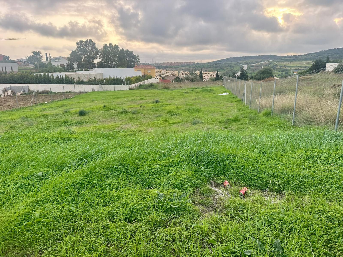 Se vende Terreno Urbano  en Costa Del Sol, Málaga, España
