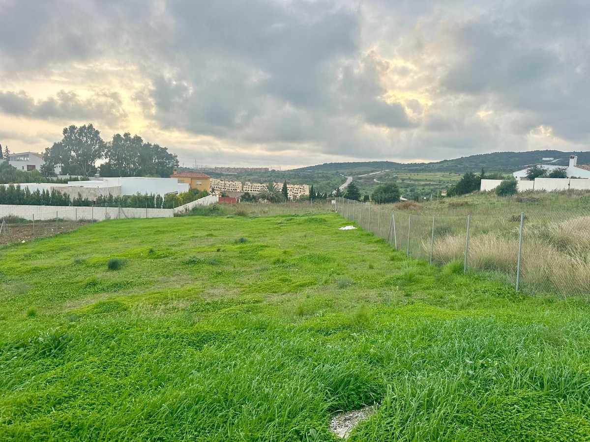 Se vende Terreno Urbano  en Costa Del Sol, Málaga, España
