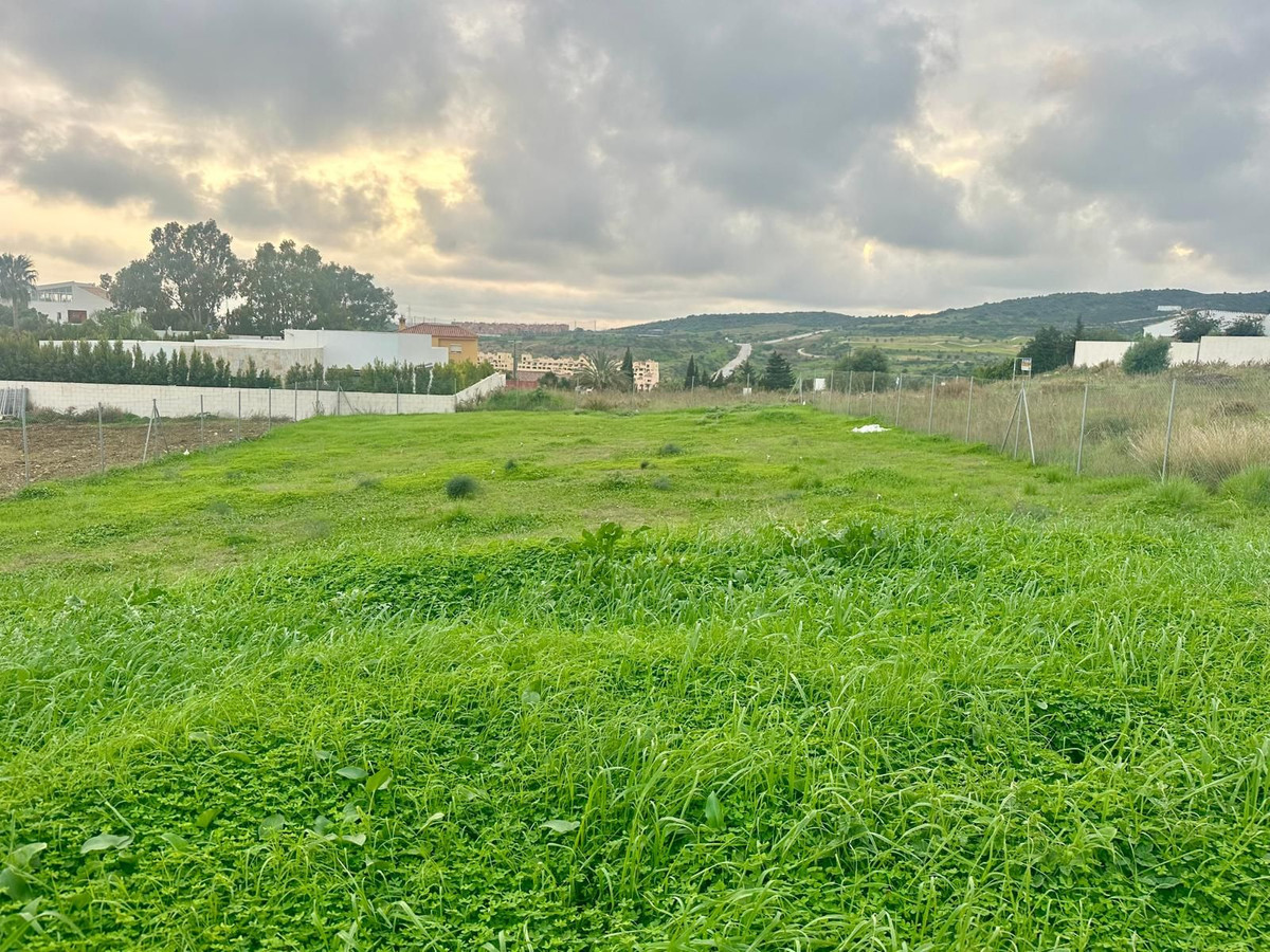 Se vende Terreno Urbano  en Costa Del Sol, Málaga, España