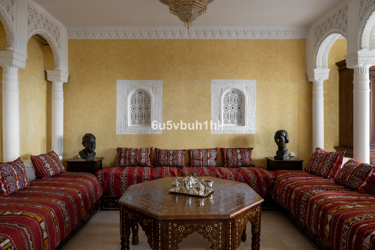 13 Bed Townhouse for sale in Alhaurín El Grande Costa Del Sol, Málaga, Spain