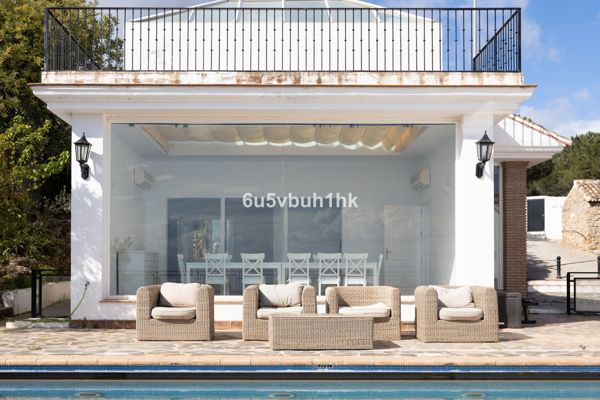 13 Bed Townhouse for sale in Alhaurín El Grande Costa Del Sol, Málaga, Spain