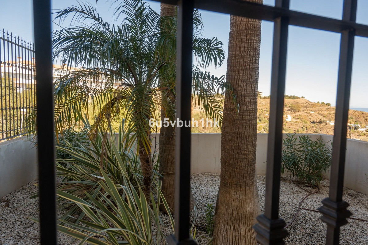 2 Bed Apartment for sale in Mijas Costa Costa Del Sol, Málaga, Spain