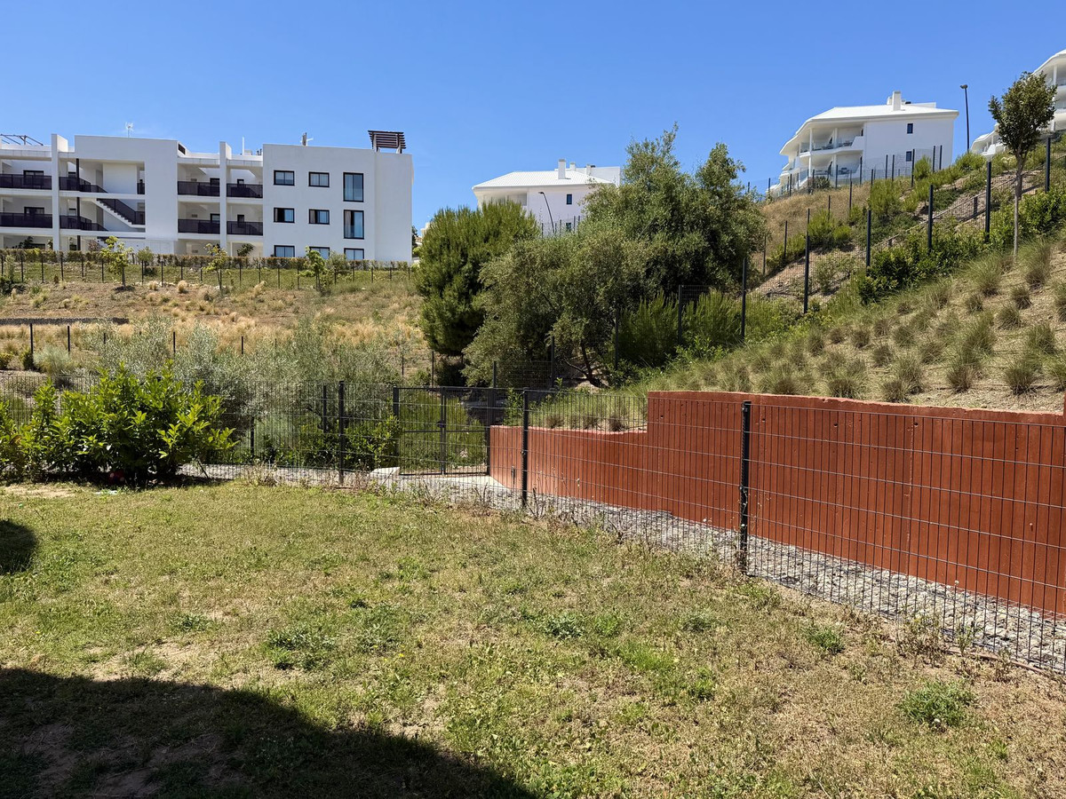 3 Bed Apartment for sale in Fuengirola Costa Del Sol, Málaga, Spain
