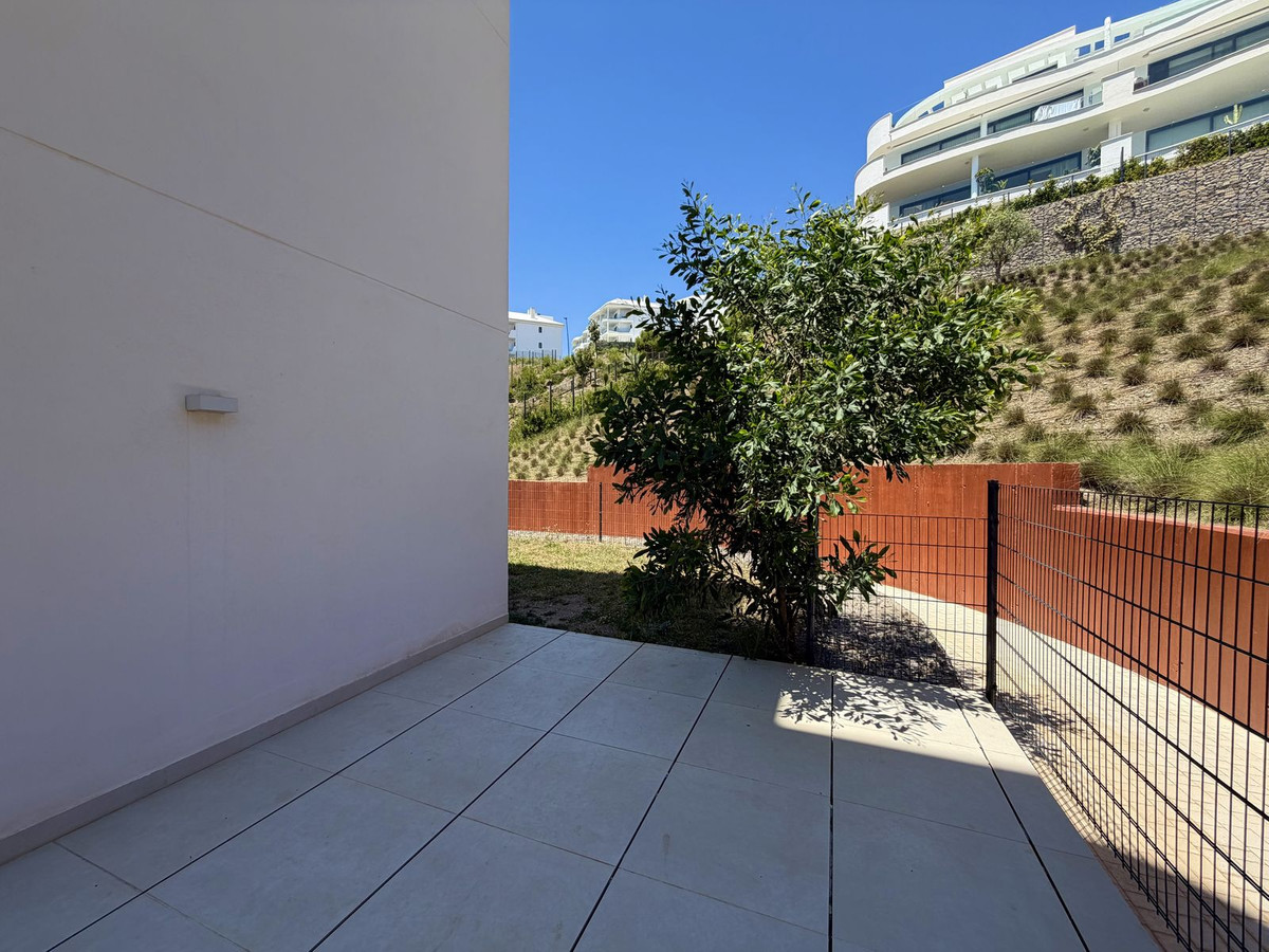 3 Bed Apartment for sale in Fuengirola Costa Del Sol, Málaga, Spain