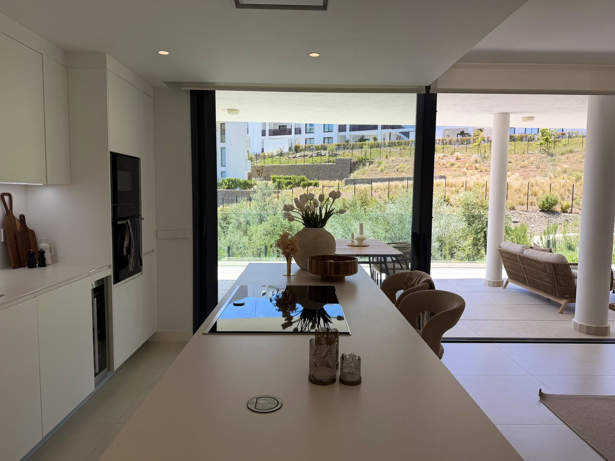 3 Bed Apartment for sale in Fuengirola Costa Del Sol, Málaga, Spain