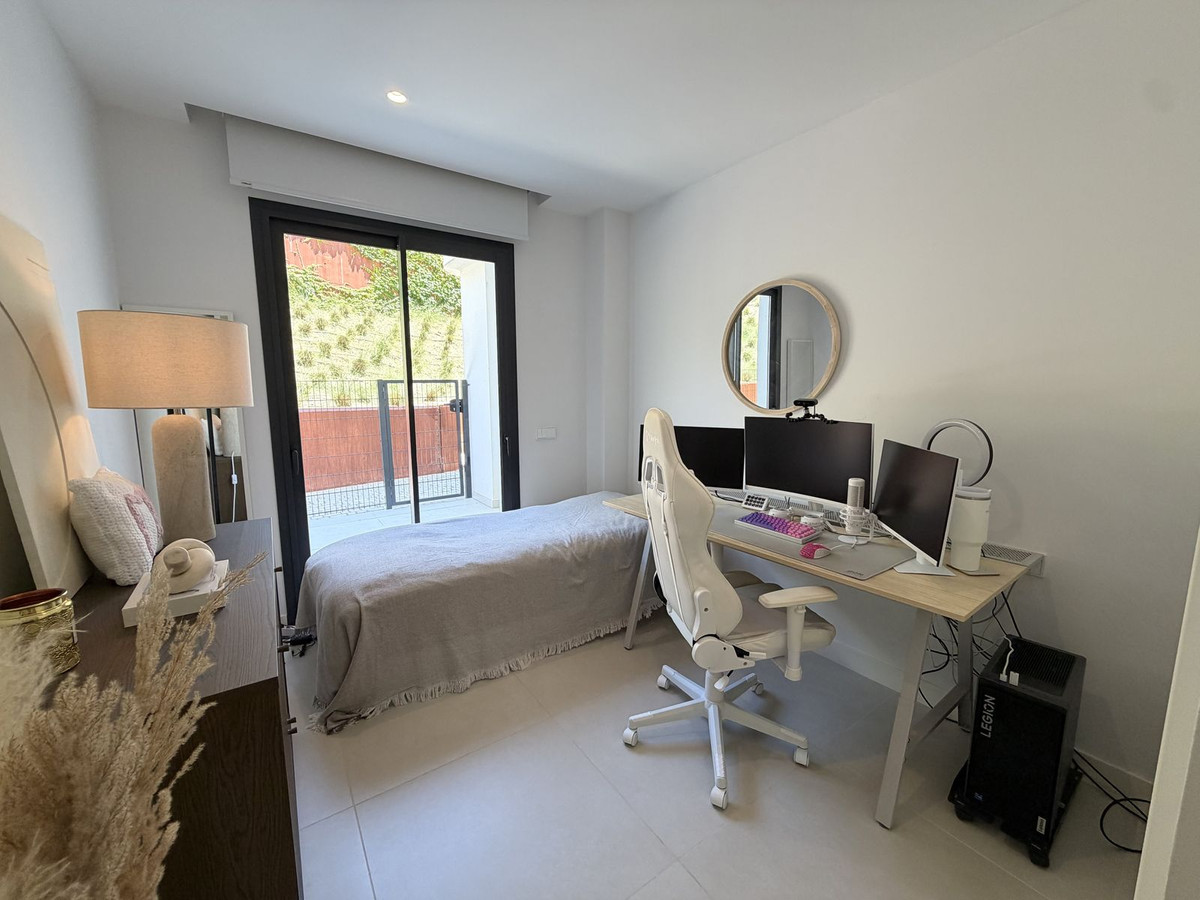 3 Bed Apartment for sale in Fuengirola Costa Del Sol, Málaga, Spain