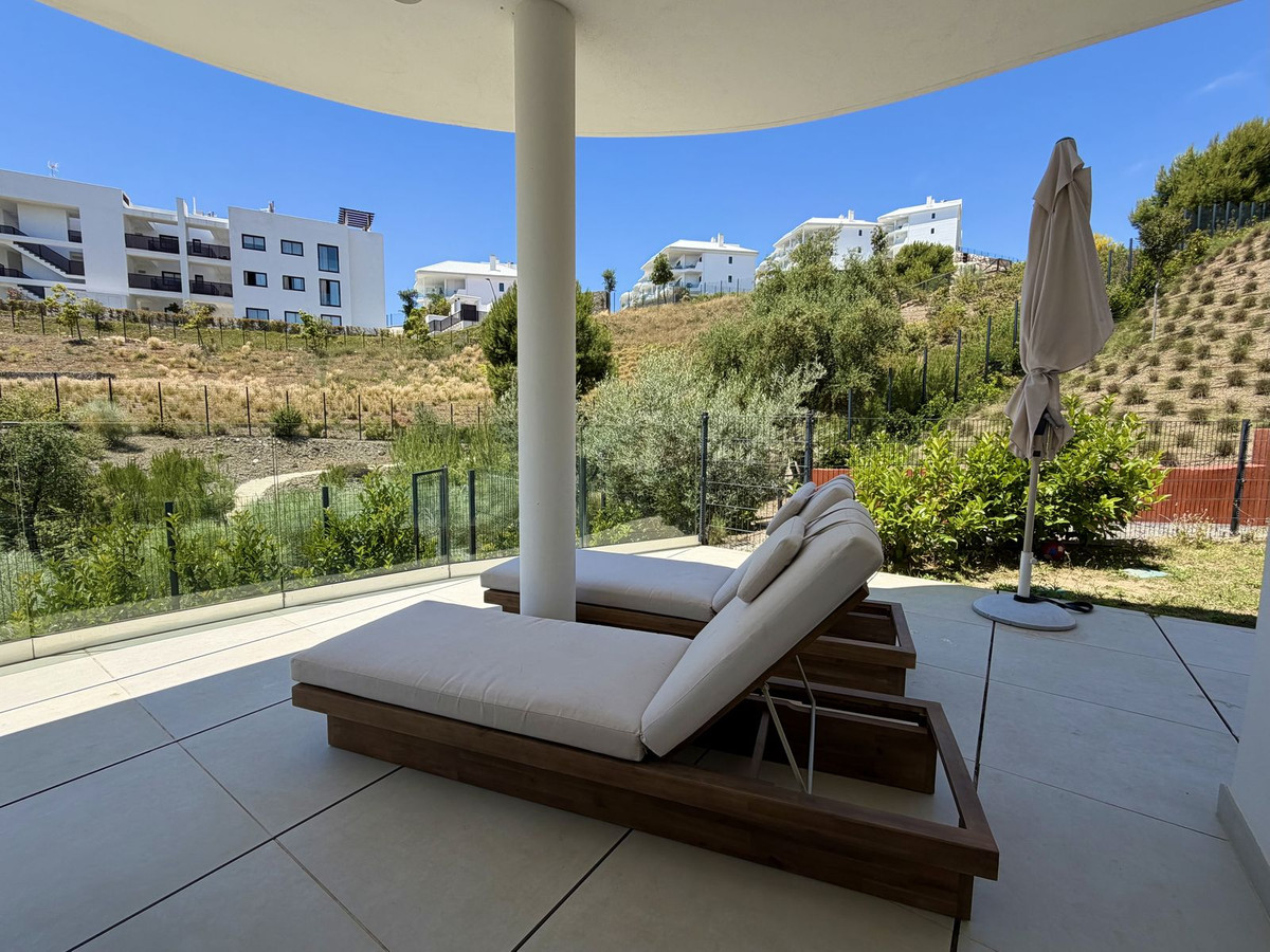 3 Bed Apartment for sale in Fuengirola Costa Del Sol, Málaga, Spain