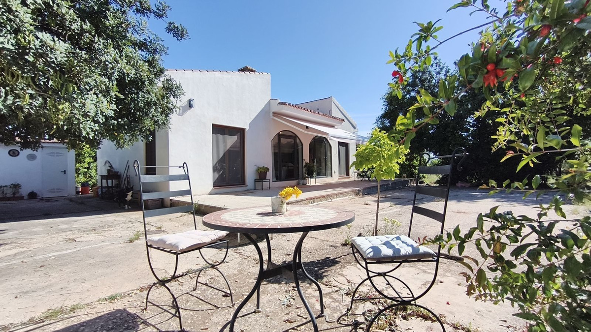3 Bed Townhouse for sale in Alhaurín El Grande Costa Del Sol, Málaga, Spain