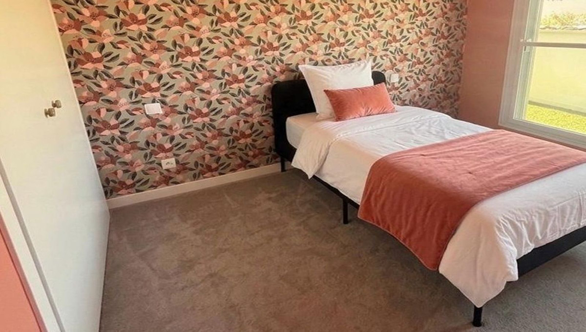 Se vende Apartamento Planta Media de 5 dormitorios en Costa Del Sol, Cadiz, España