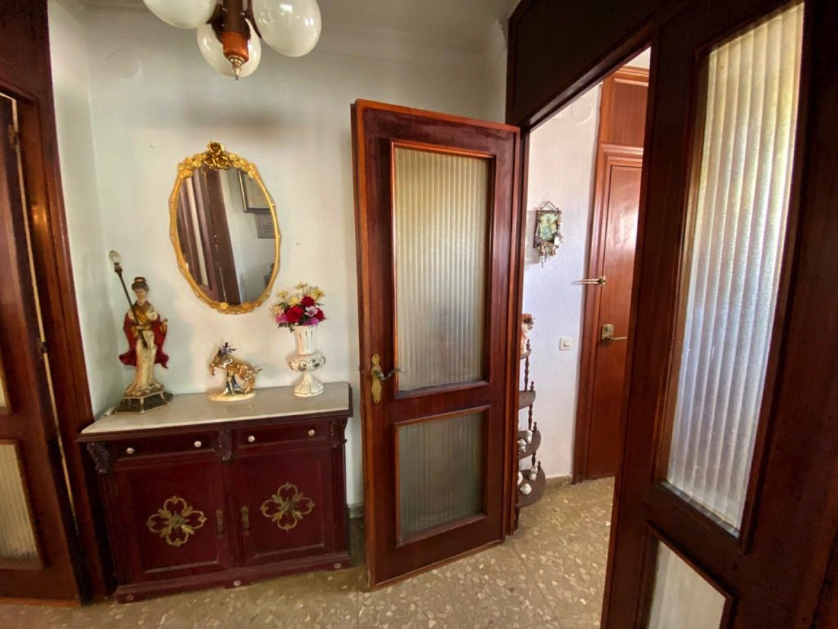 3 Bed Apartment for sale in Marbella Costa Del Sol, Málaga, Spain