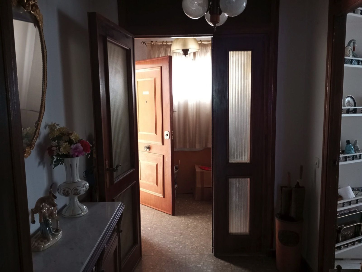 3 Bed Apartment for sale in Marbella Costa Del Sol, Málaga, Spain