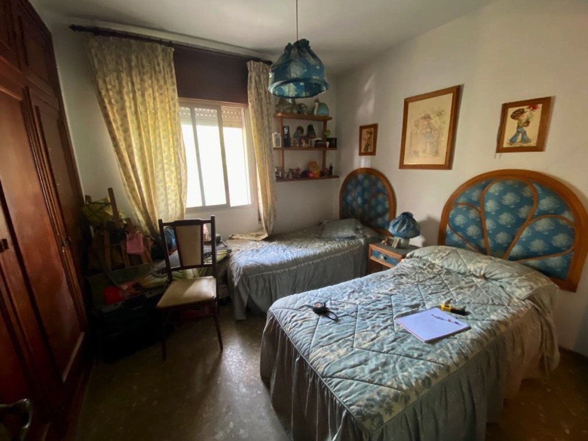 3 Bed Apartment for sale in Marbella Costa Del Sol, Málaga, Spain