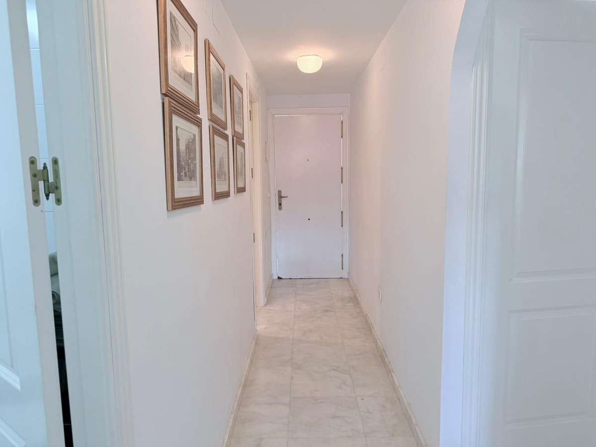 2 Bed Apartment for sale in Estepona Costa Del Sol, Málaga, Spain