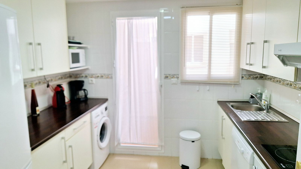 Se vende Apartamento Planta Baja de 3 dormitorios en Costa Del Sol, Málaga, España
