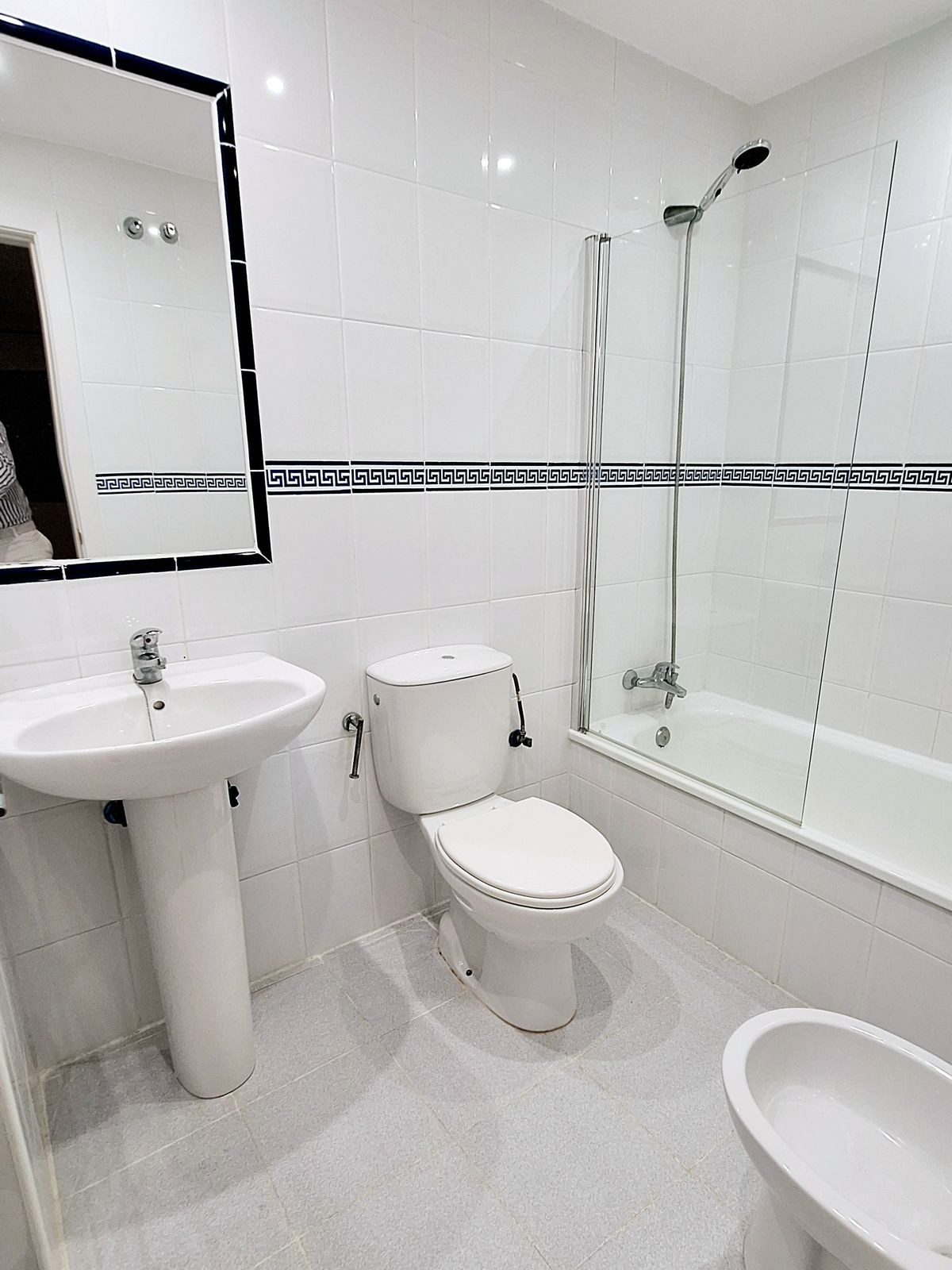 Se vende Apartamento Planta Baja de 3 dormitorios en Costa Del Sol, Málaga, España