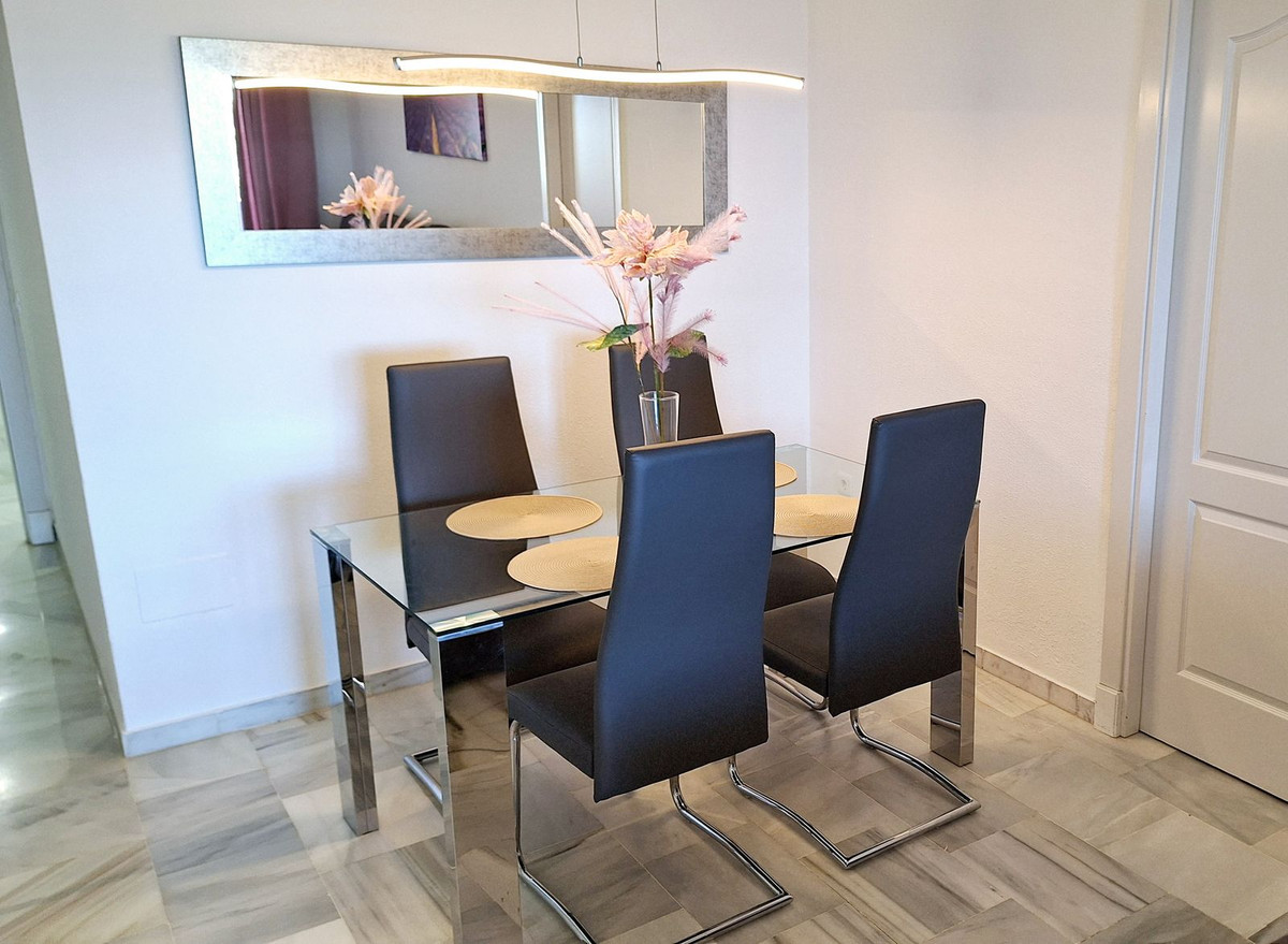 Se vende Apartamento Planta Baja de 3 dormitorios en Costa Del Sol, Málaga, España