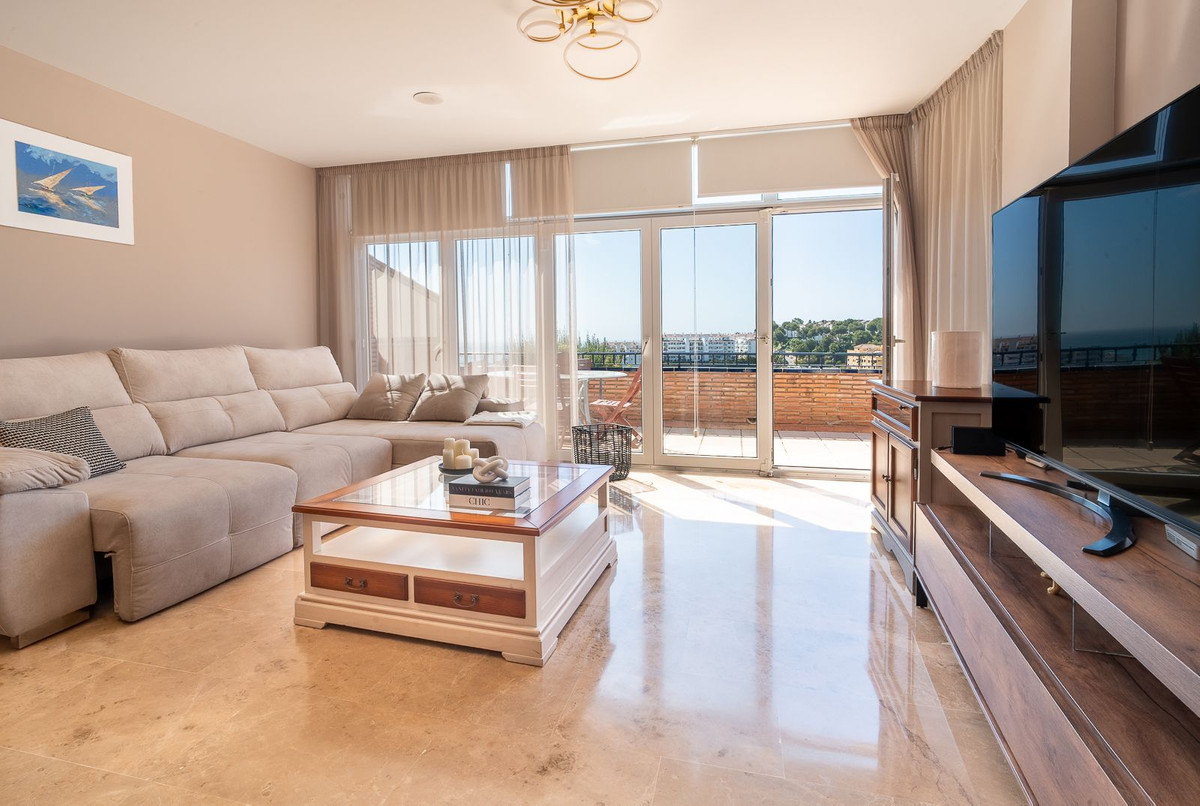 3 Bed Apartment for sale in Riviera Del Sol Costa Del Sol, Málaga, Spain