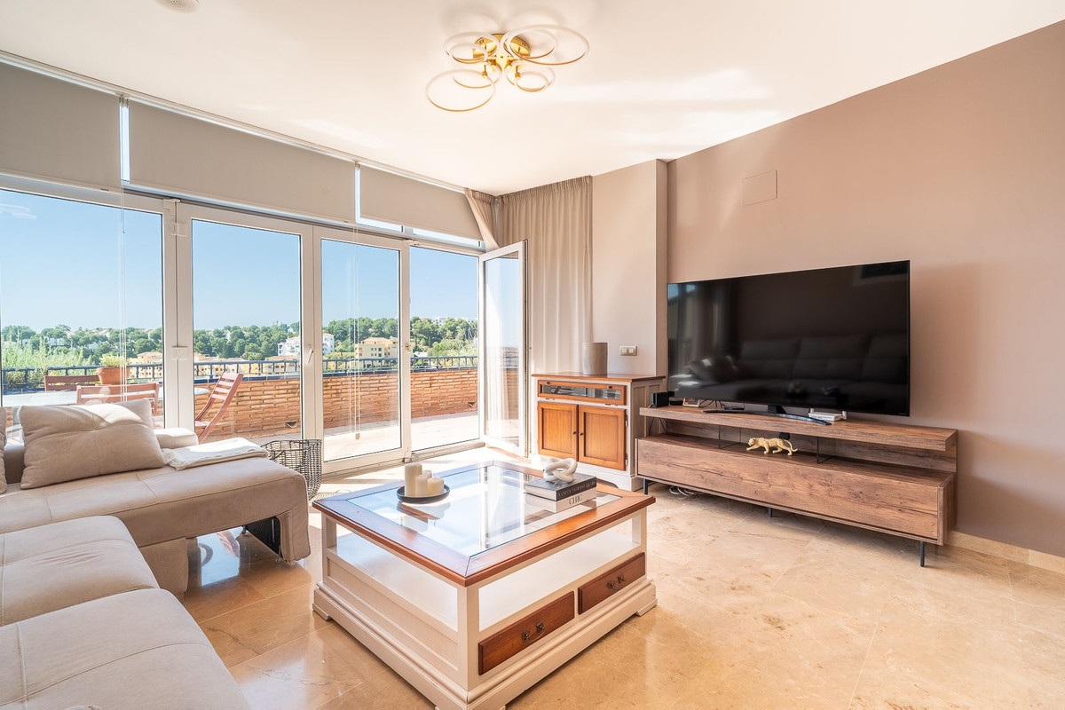 3 Bed Apartment for sale in Riviera Del Sol Costa Del Sol, Málaga, Spain